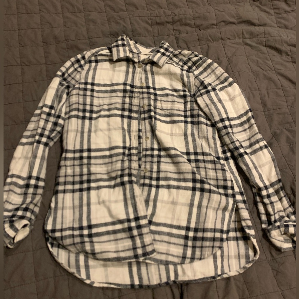 American Eagle Boyfriend Fit Button Down